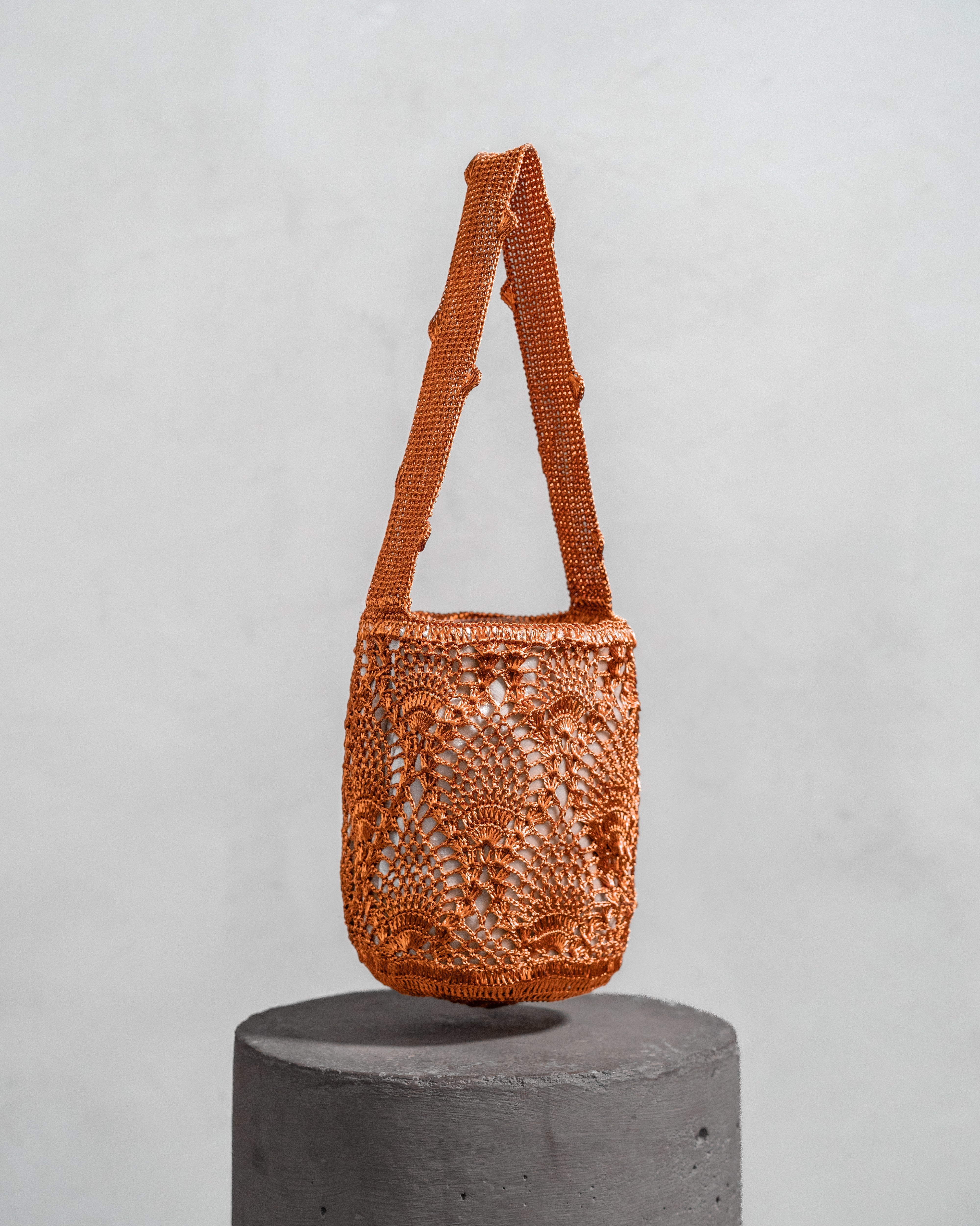 Metal Woven Bags: When Textile Craft Meets Jewelry