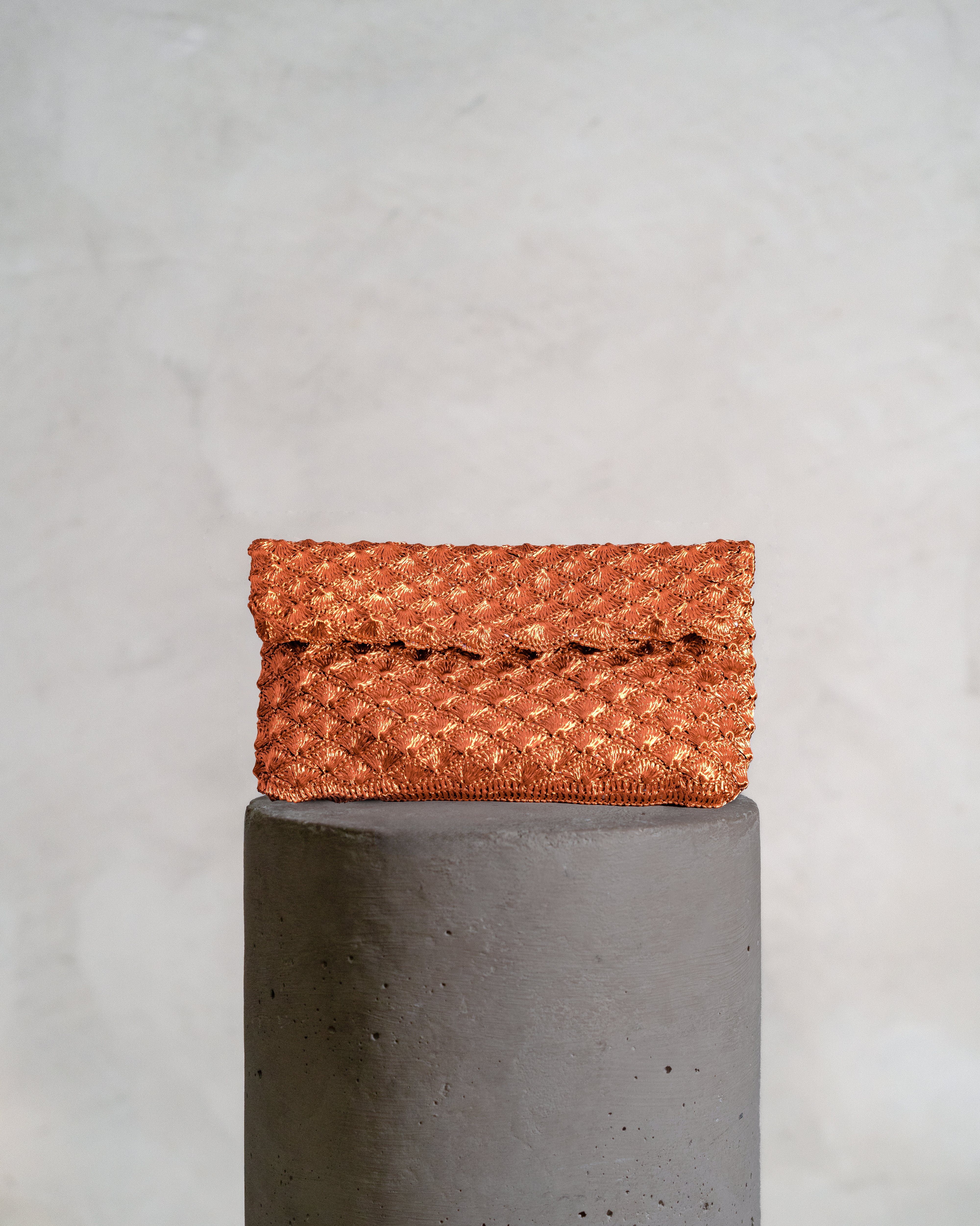 SEASHELL CLUTCH - COPPER