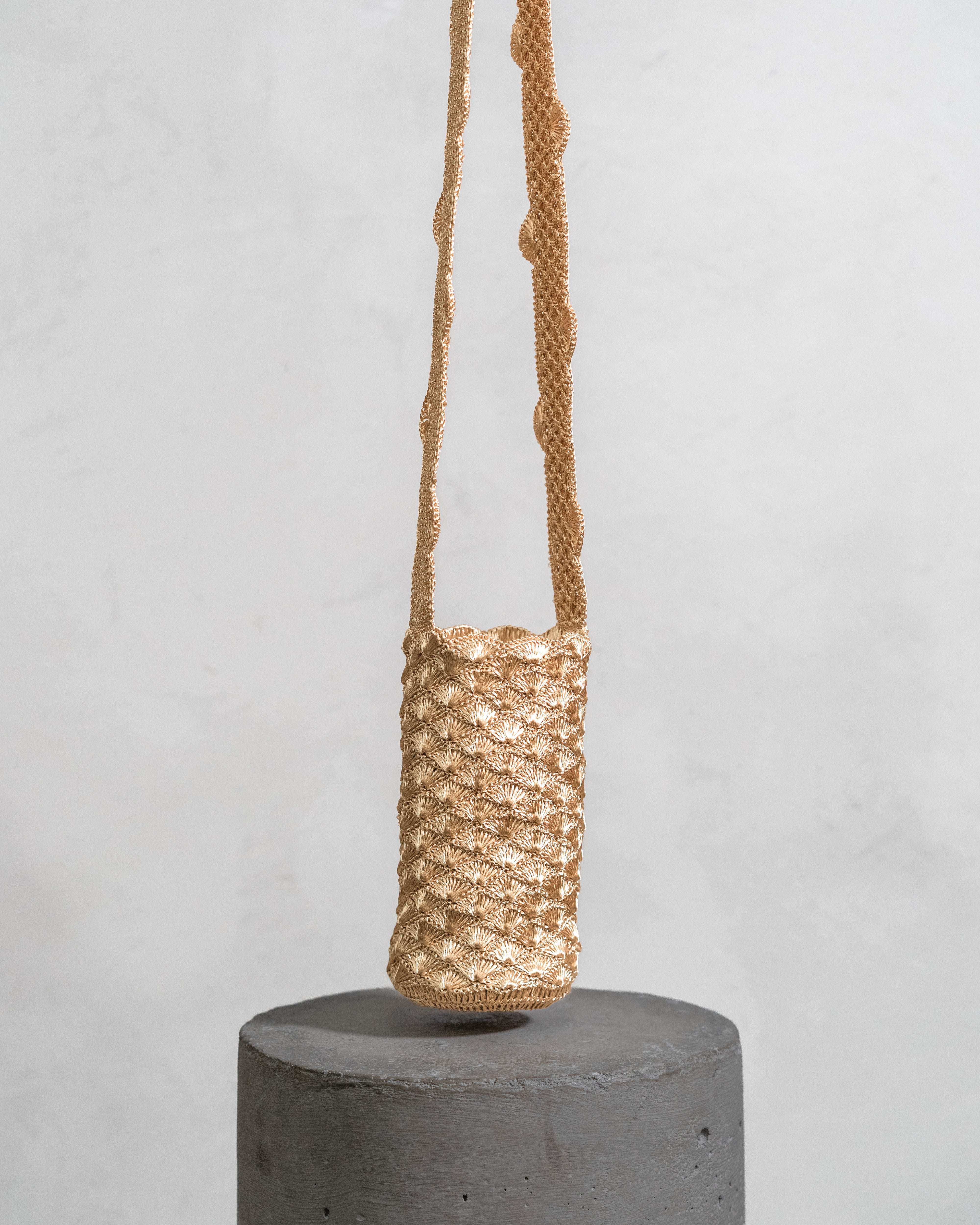 SEASHELL MINI MOCHILA - GOLD