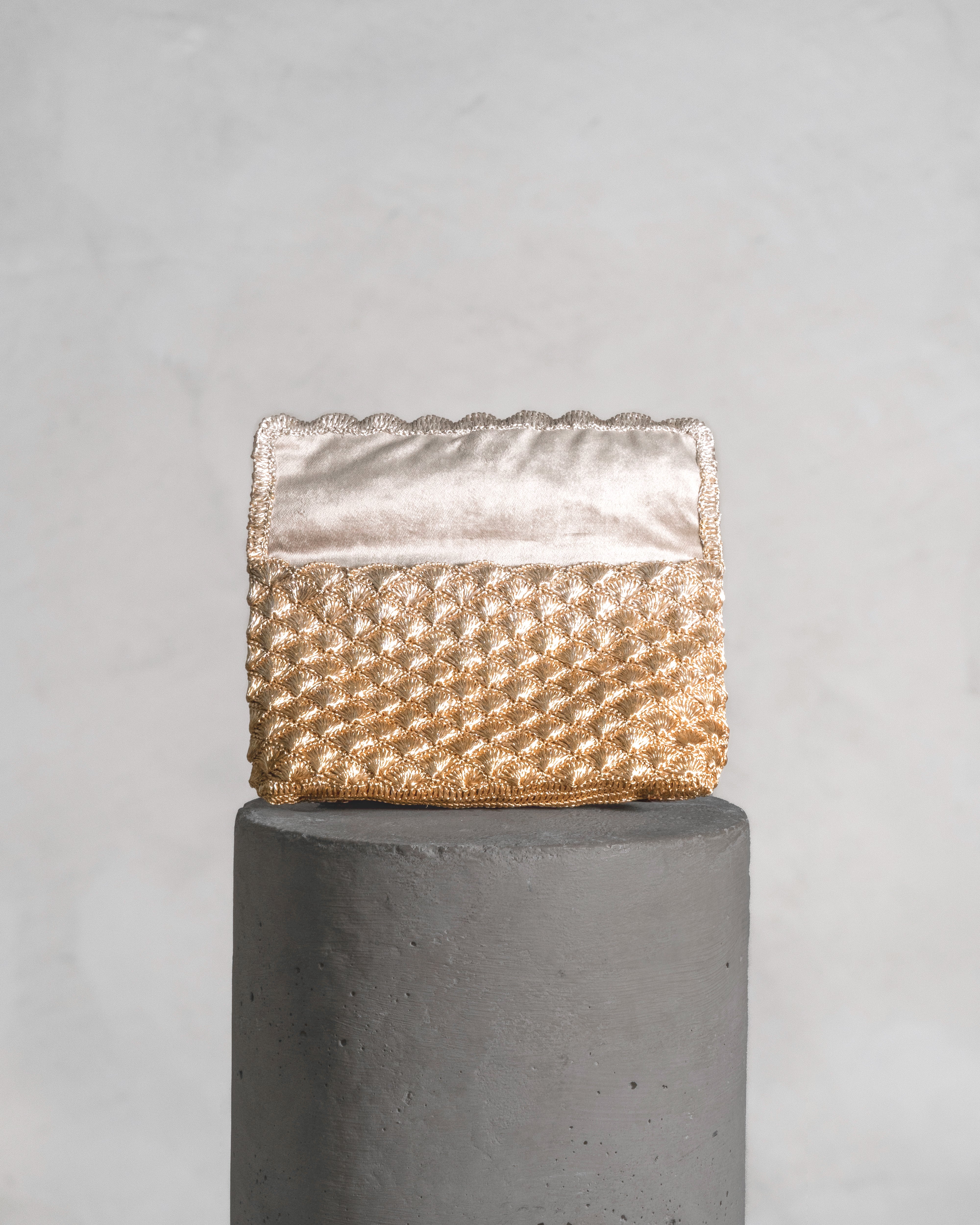 KAIA CLUTCH - GOLD & SILVER