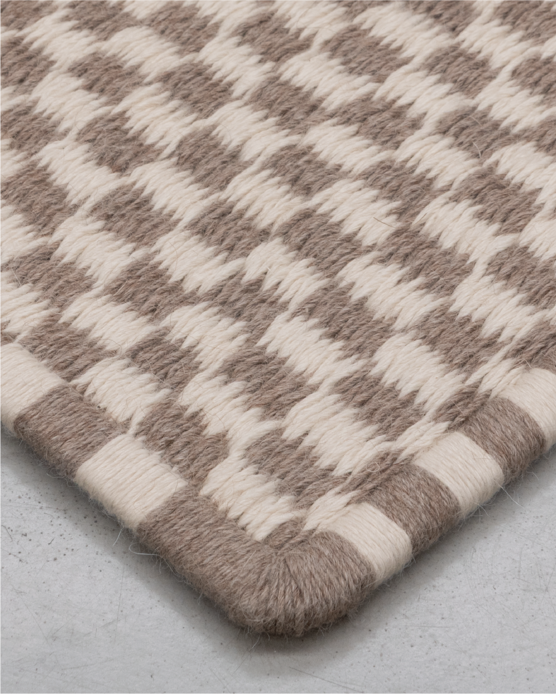 CHESS WEAVE - ALPACA
