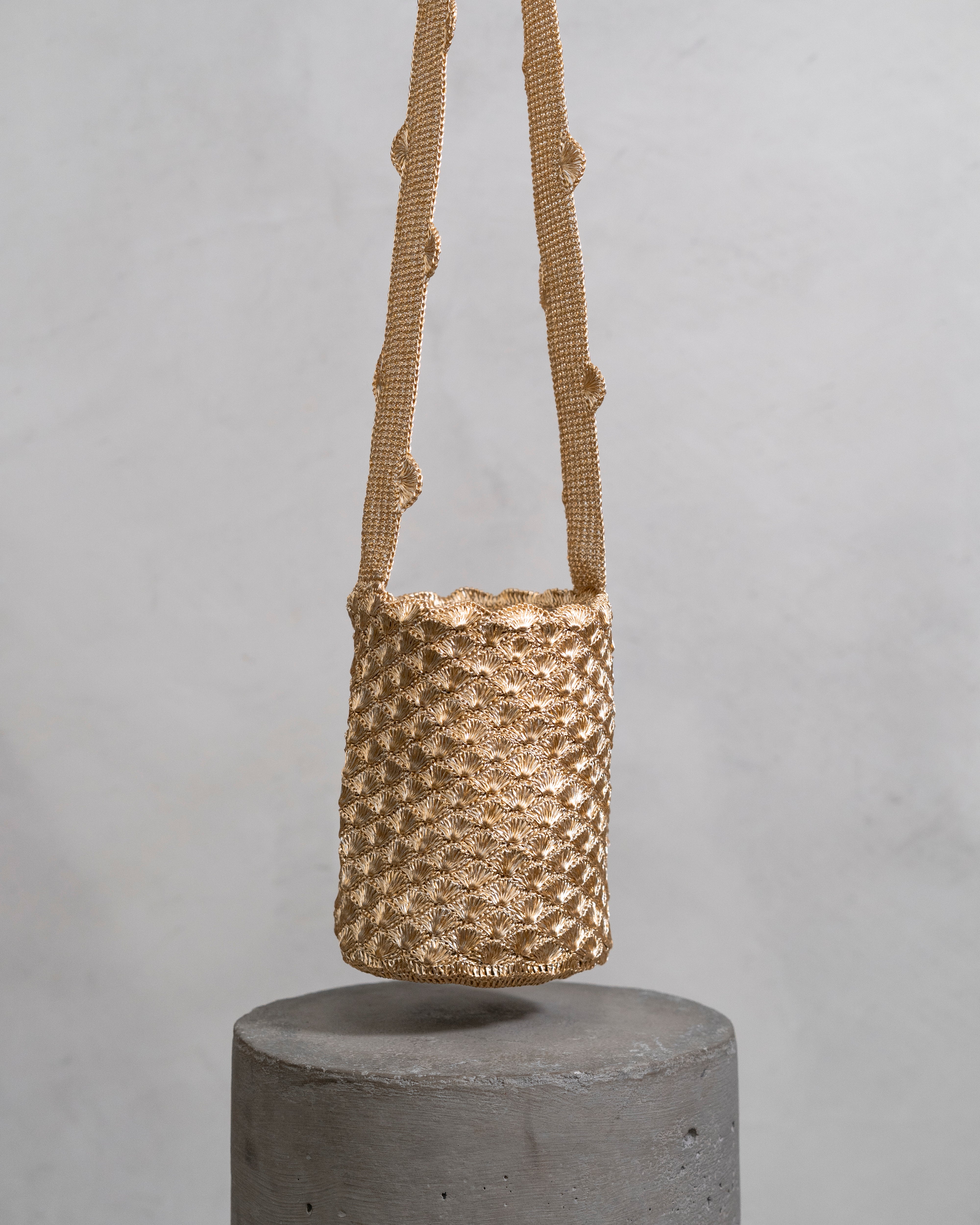 SEASHELL MOCHILA - GOLD