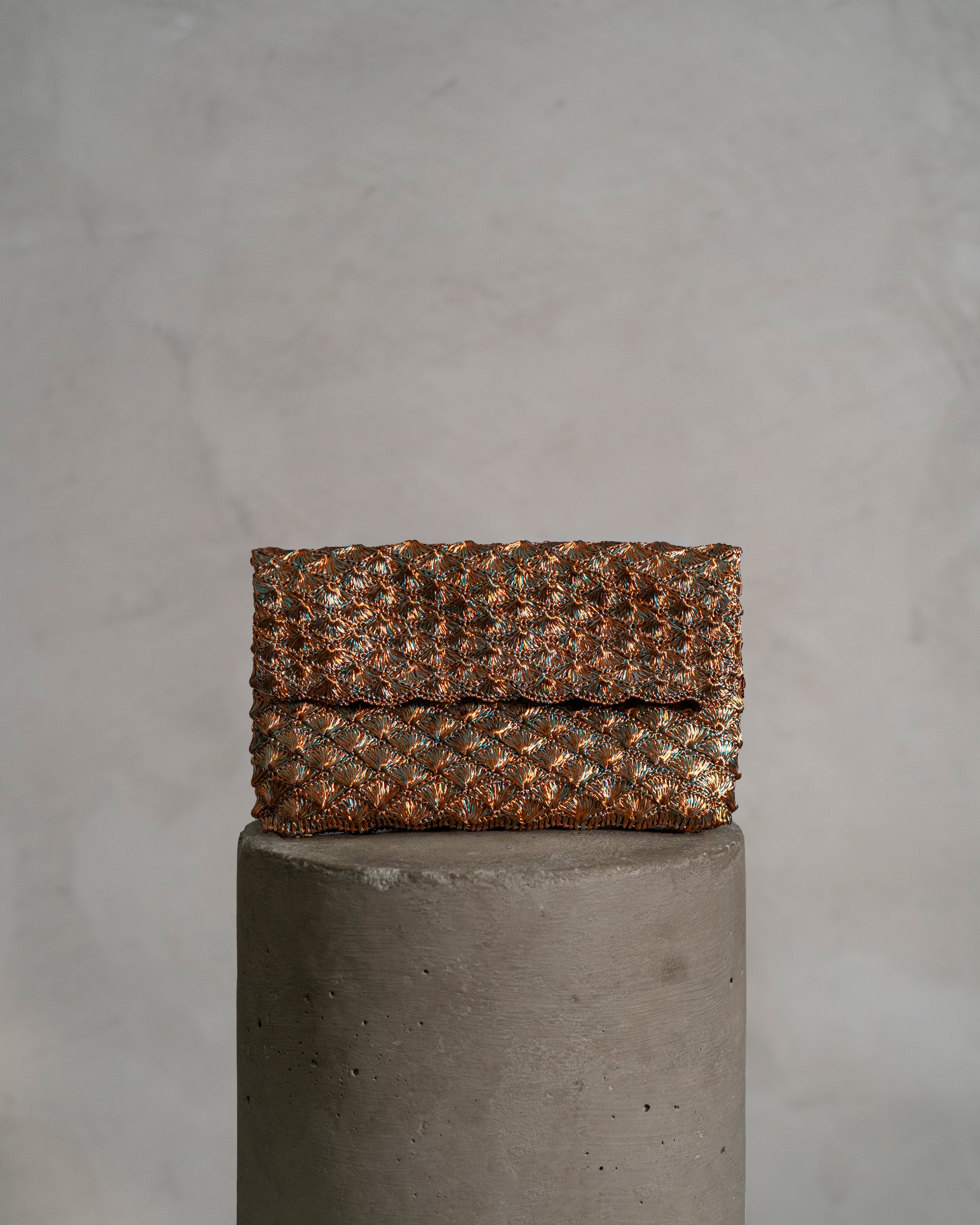 SEASHELL CLUTCH – COPPER & TURQUOISE